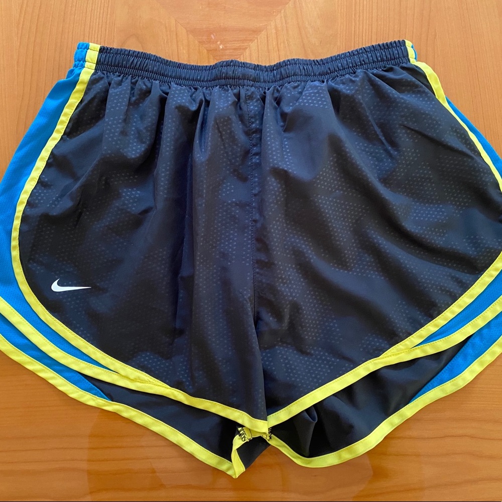 Nike Dri Fit Athletic Workout Shorts 💙💛🖤